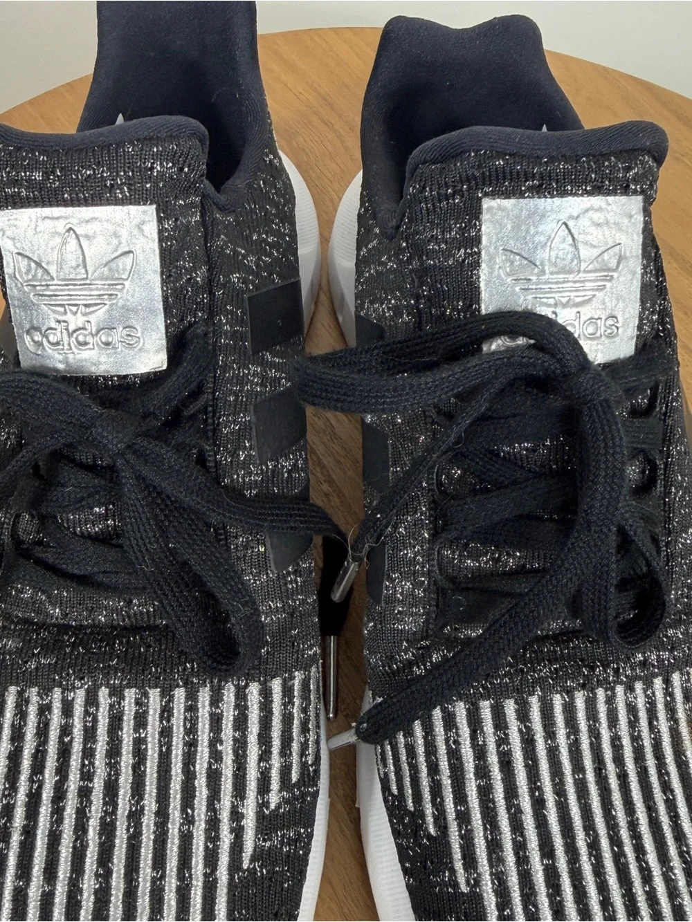 Adidas Swift Run Black Silver Metallic Running Sneaker Shoes 9.5